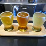 遠野醸造TAPROOM - 三種のみ比べセット（左から三陸ジンジャーゴールデン・ペールエール・サンクスセゾン）