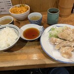 やき鳥 宮川 - 唐揚げ定食の全貌