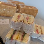 ga-o - サンドイッチ、分厚っ(≧∀≦)