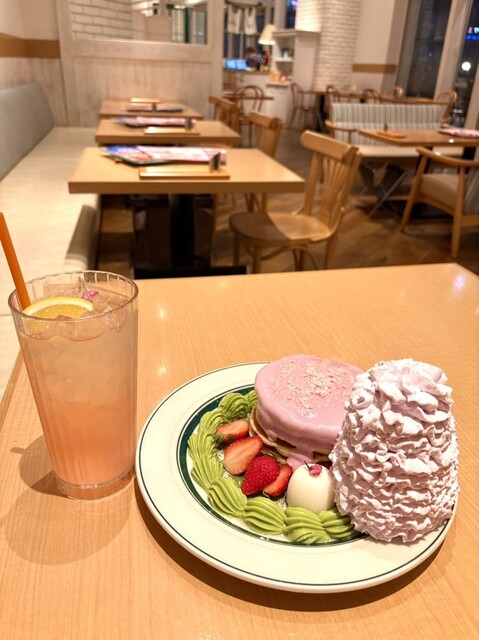 エッグスンシングス ららぽーと立川立飛店 （Eggs'n Things） - 立飛