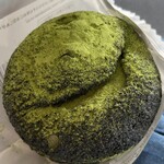 LAWSON+スリーエフ - 料理写真:濃い抹茶クッキーシュー(387kcal)