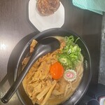 肉玉そば おとど - 料理写真: