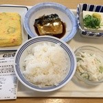 鶴見緑食堂 - 〆て851円