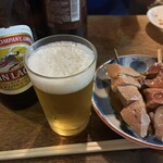 宇ち多゛ - ビール小瓶とレバハツ一本ずつお酢 です