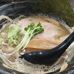 麺屋 蝉 - 煮干しらーめん 930円