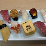 俵寿司 - にぎり　11こ　7000円　(2つは後ほど)