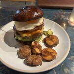 OVERWHELM HAMBURGER & BAR STAND - 
