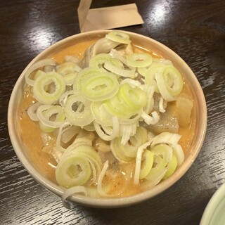 食酒屋やまさき - 料理写真:もつ煮込み