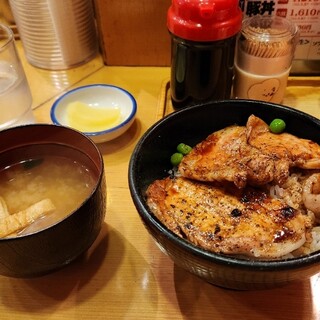 豚丼のぶたはげ_0
