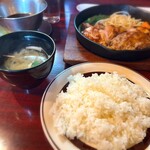 グリル ふらいぱん - 洋食なのにどこか和風テイスト
だからご飯に合うんです
