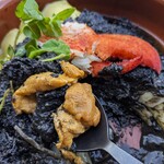 Del Mar COMEDOR Y TERRAZA - オマール海老と生ウニのカネロニ・ネグロ