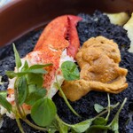 Del Mar COMEDOR Y TERRAZA - オマール海老と生ウニのカネロニ・ネグロ