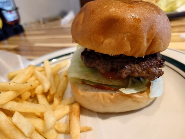 BOUNTY DINER & CAFE （バウンティ ダイナー アンド カフェ） - 武蔵