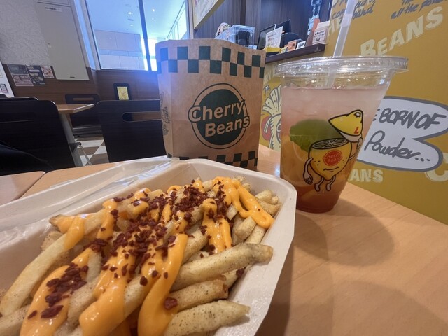 CHERRY BEANS POTATO （チェリー ビーンズ ポテト） - 三島広小路