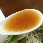 千茶屋 - 醤油のスープ