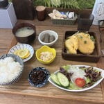 農家レストランつむぎ - 料理写真:週替わりランチ　日曜日もしています