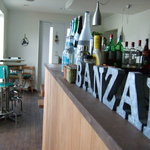 バンザイカフェ - お酒も多数あります。
