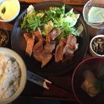 臺眠 - 塩麹豚定食
