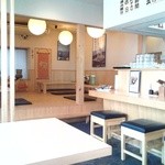 手打ち讃岐うどん　雲海 - 店内