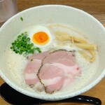 ラーメン家 みつ葉  - 料理写真:出張所の塩ラーメン