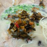 金田家 - 高菜も美味しいですね