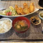 たる平 - 広島カキフライ(大)セット1600円