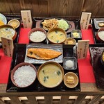 しんぱち食堂 - 