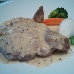 BISTRO Rue des Cerisiers - 豚肉のブレゼ