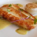 レストラン プランデルブ北鎌倉 - 平目のムニエル　エストラゴンとグリーンマスタードのソース