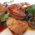 レストラン プランデルブ北鎌倉 - ヴァンデ産　うずらのポアレ、フォアグラ添え　マデラソース