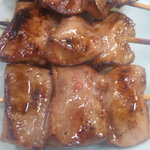 豚足のかどや - タン３本【４５０円】