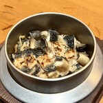 みぜん - ・浜名湖うなぎのひつまぶし風釜飯