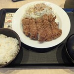 松のや - 料理写真:ジャンボチキンかつ クーポンで880円