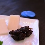 ひ路花 - チーズは２種類と干しぶどう