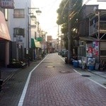 スタミナ苑 - 普通の商店街にあります！