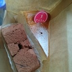 PUZO CHEESECAKE CELLAR - プレミアムチーズケーキと、ガトーチーズショコラ