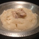 酉一途 - はじめは半固形のスープにテバもと