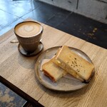 エニー ビー&ビー+コーヒー - 