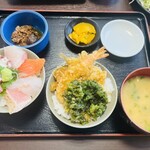 御食事処 たこ八 - 選んでお得‼︎2色ミニ丼