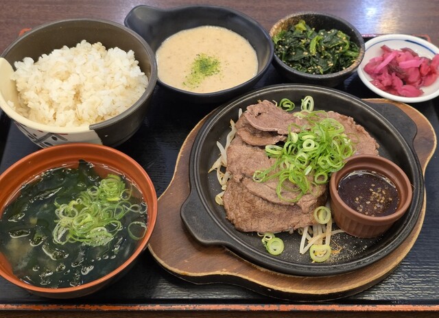 ザめしや 上甲子園店 - 阪神国道/食堂 | 食べログ