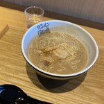 ラーメン海鳴 - 料理写真: