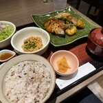 大戸屋 - 料理写真:
