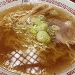 おふくろの味泉 - ミニラーメン？　澄んだスープが美味しそう