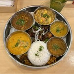 カフェ アチャ