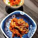 個室焼肉 琥珀 - チャンジャ＆キムチ