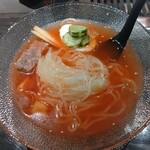 個室焼肉 琥珀 - 琥珀冷麺(辛み投入)