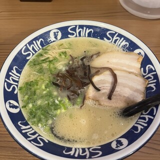 口コミ一覧 : 博多らーめん Shin-Shin 福岡PARCO店 - 天神/ラーメン