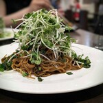 中華料理 徳武 - ずっと以前いただいた大三元のお味そのままです。山盛りのカイワレと白髪葱がポイント高い〜♪