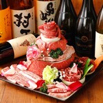 焼肉 おとぼけ - 料理写真:大人気肉ケーキ！！！
お祝いや記念日等にどうぞ