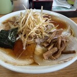 みんみんラーメン - ネギバラチャーシューメン